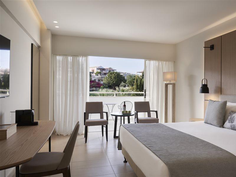 Atlantica Bay - Adults Only Hotell Limassol Exteriör bild